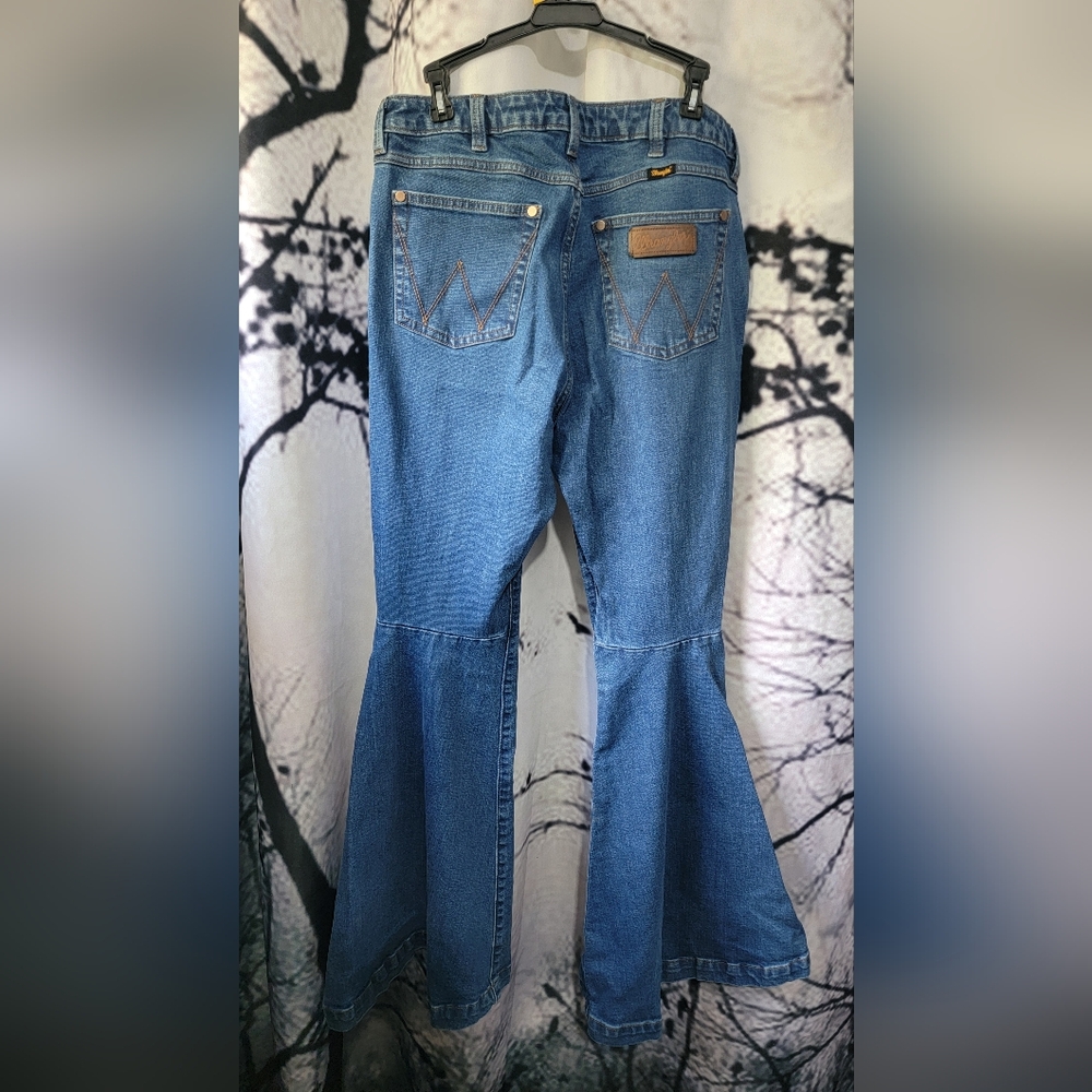 Wrangler Fierce Flare Jeans for Women 32/34